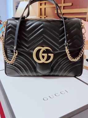 Gucci Black Quilted Leather Top-Handle Shoulder Bag with Gold Double G